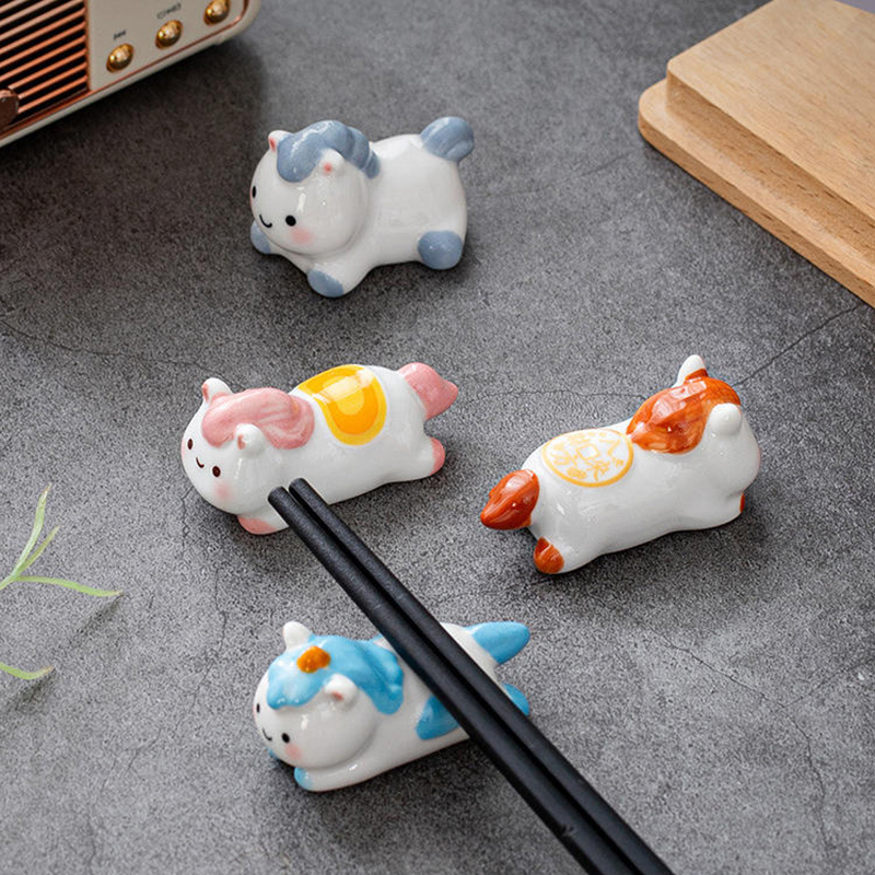 1 pezzo carino cavallo in cera - Chopstick Rest Ceramic recensione e prezzo