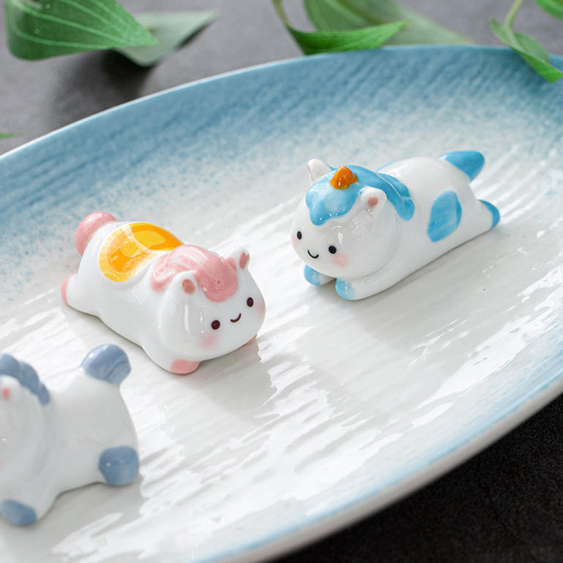 1 pezzo carino cavallo in cera - Chopstick Rest Ceramic recensione e prezzo